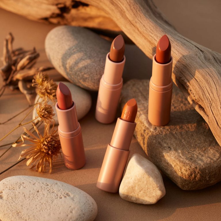 Natural Lip Colors Inspired by Soft, Earthy Tones